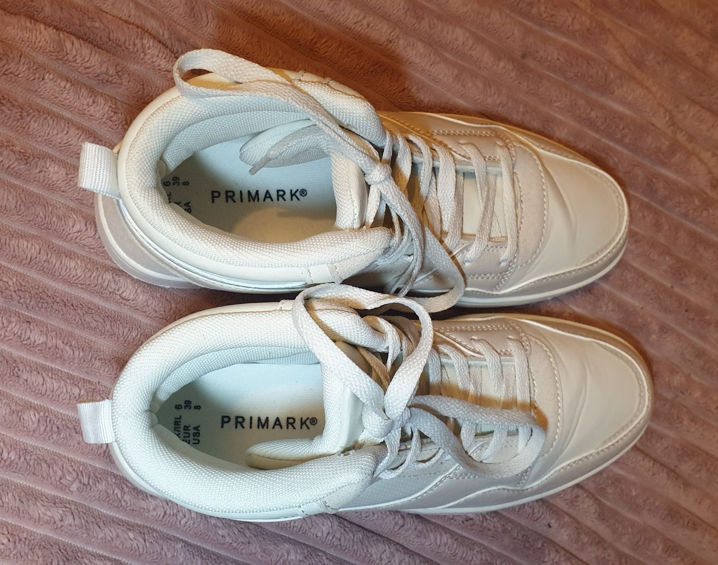 Buty białe sznurowane wysoki stan 39