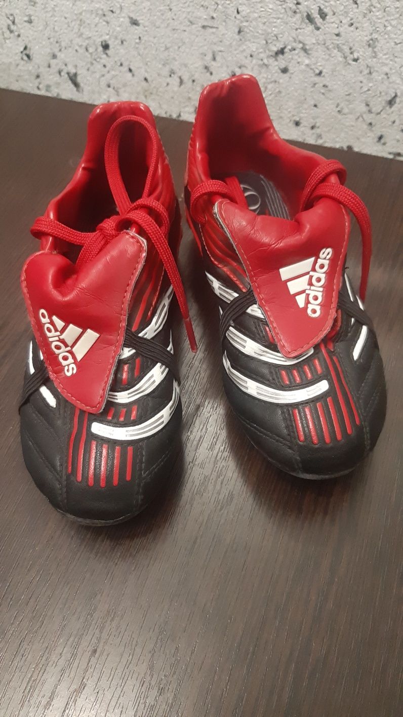 Кроссовки ,кеди, бутси  adidas 29р