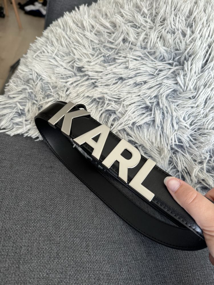 modny damski pasek karl lagerfeld czarny skorzany srebrny logo