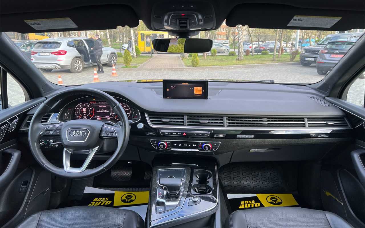 Audi Q7 2017 року
