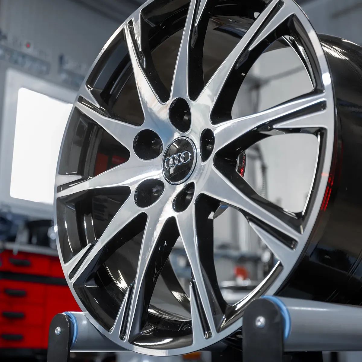 NOWE Oryginalne Felgi Audi 17 A3 A4 A6 A8 Q3 Q5 TT
