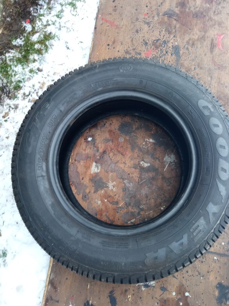 Opona 185/70R14 nowa