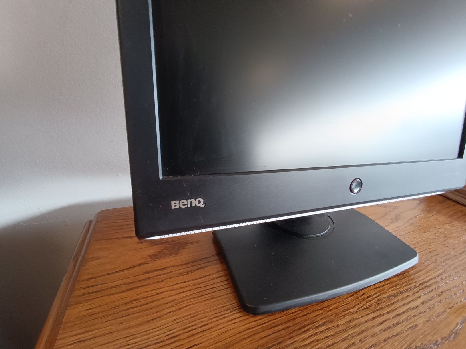 Monitor LCD BenQ  100% sprawny - okazyjnie