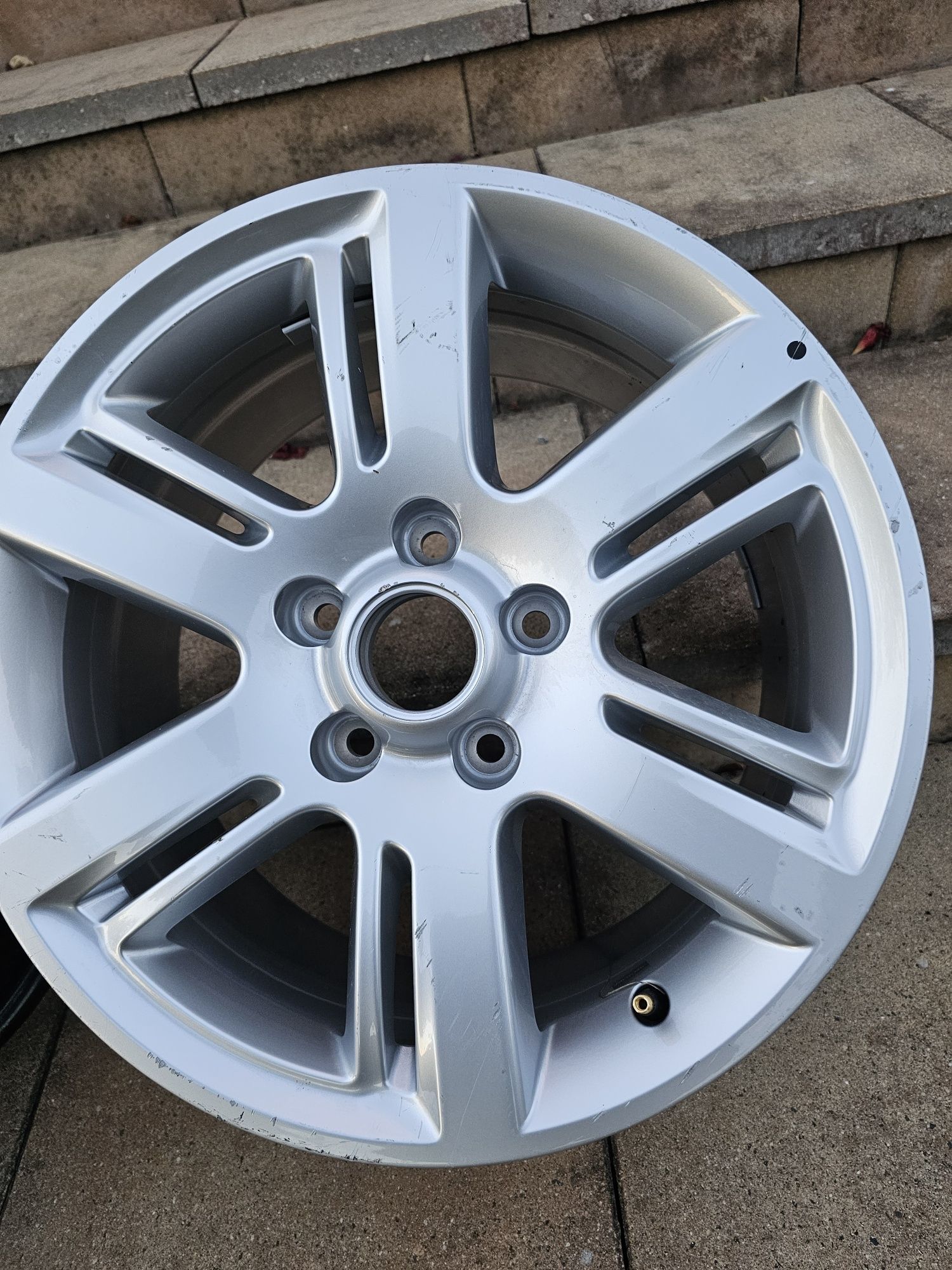 Felga 17cali 5x120 8j et49 oryginał Vw Amarok Ładna