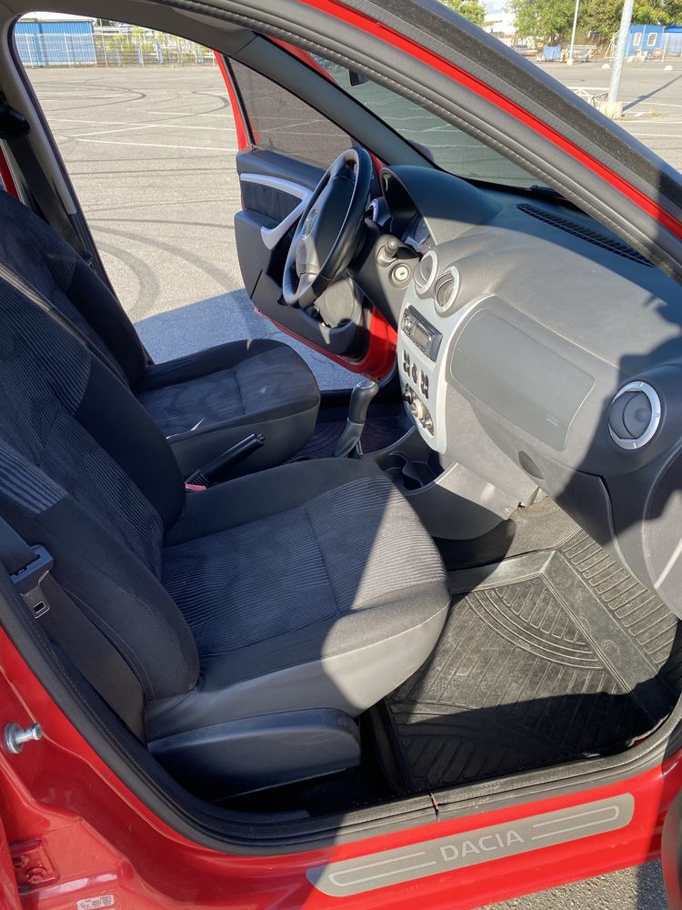 Dacia sandero 1.6 2009