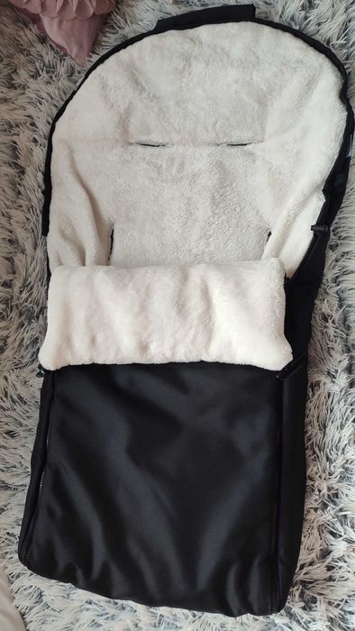 Zimowy śpiworek czarny