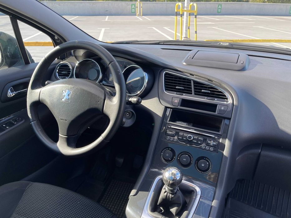 Peugeot 5008, 2010 rok, 150km, 7os.