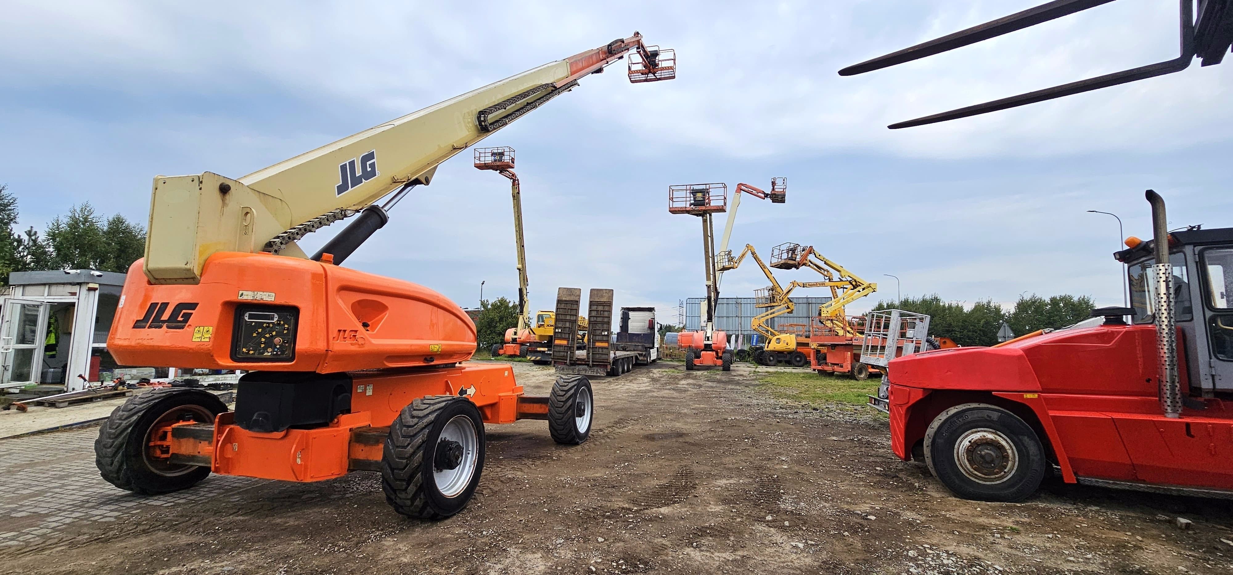 Wynajem Podnośnika JLG 1350 JLG 1250 Genie s 125 WYSOKOŚĆ 43,5 M