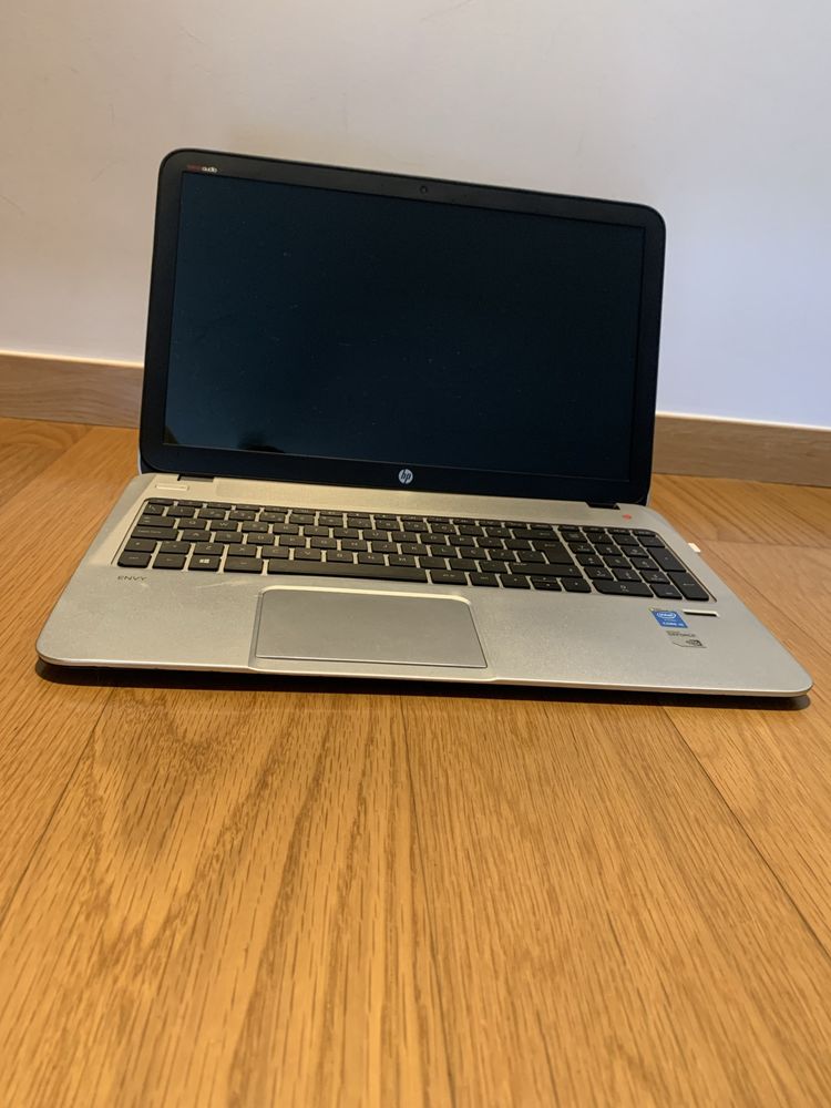 Portátil HP Envy Core I5