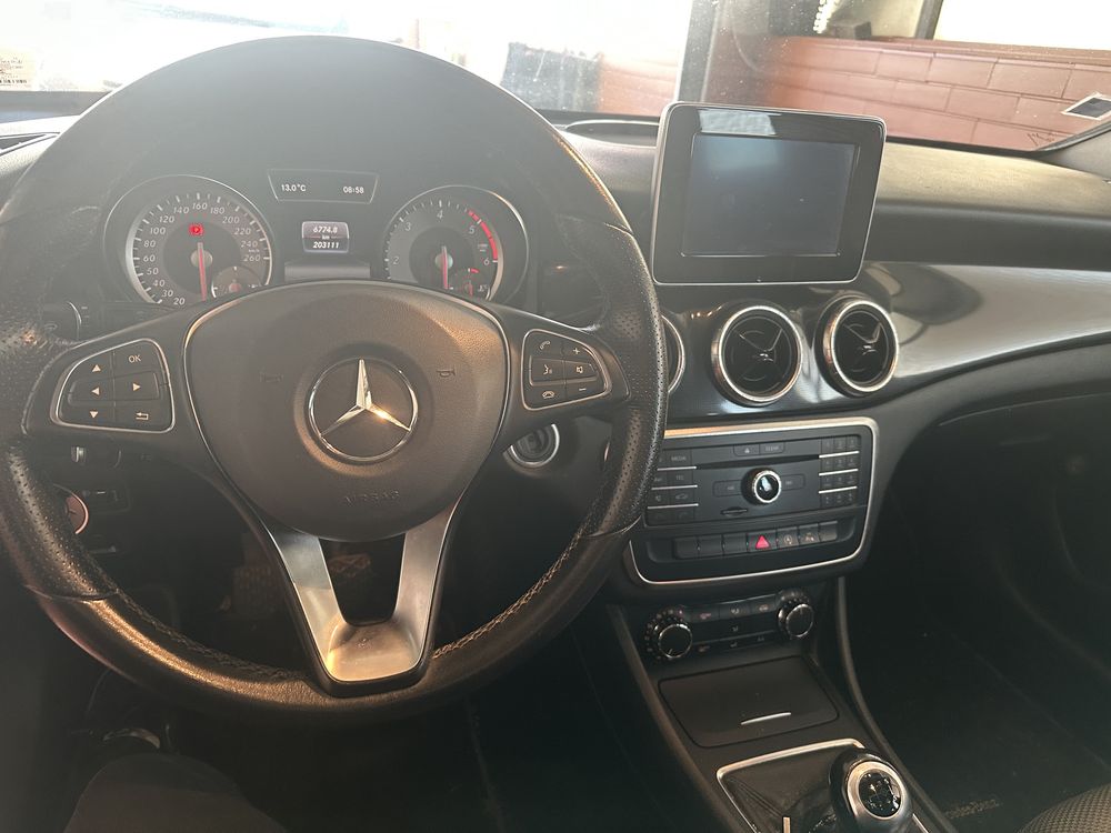 Mercedes Cla 180d