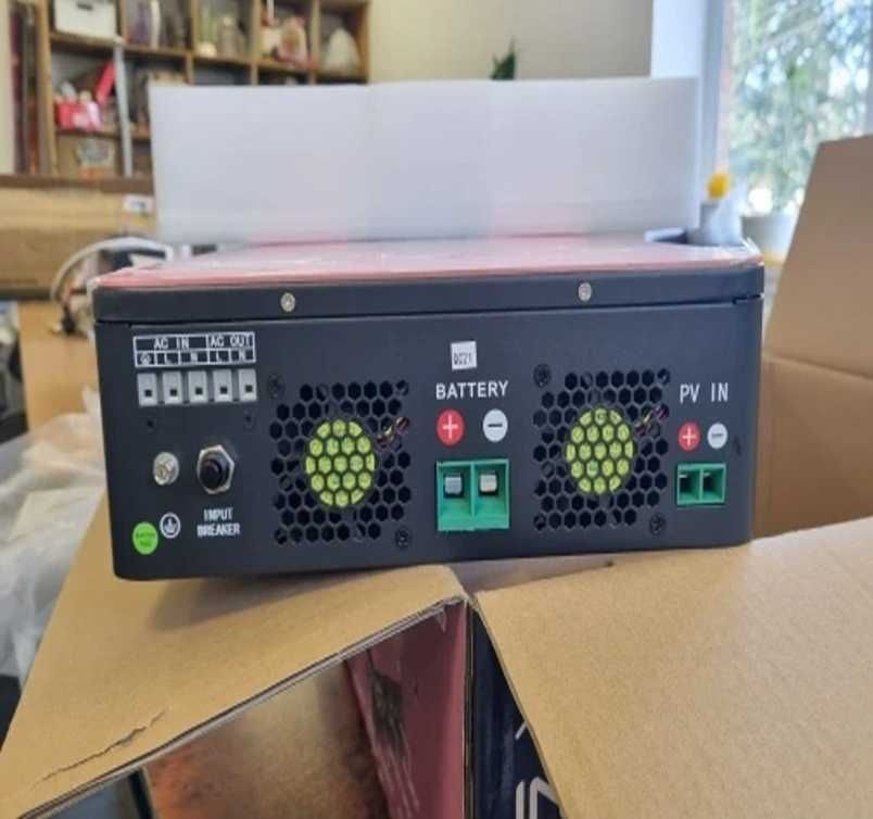 Гибридный солнечный преобразователь напряжения - инвертор на 3KW MPPT