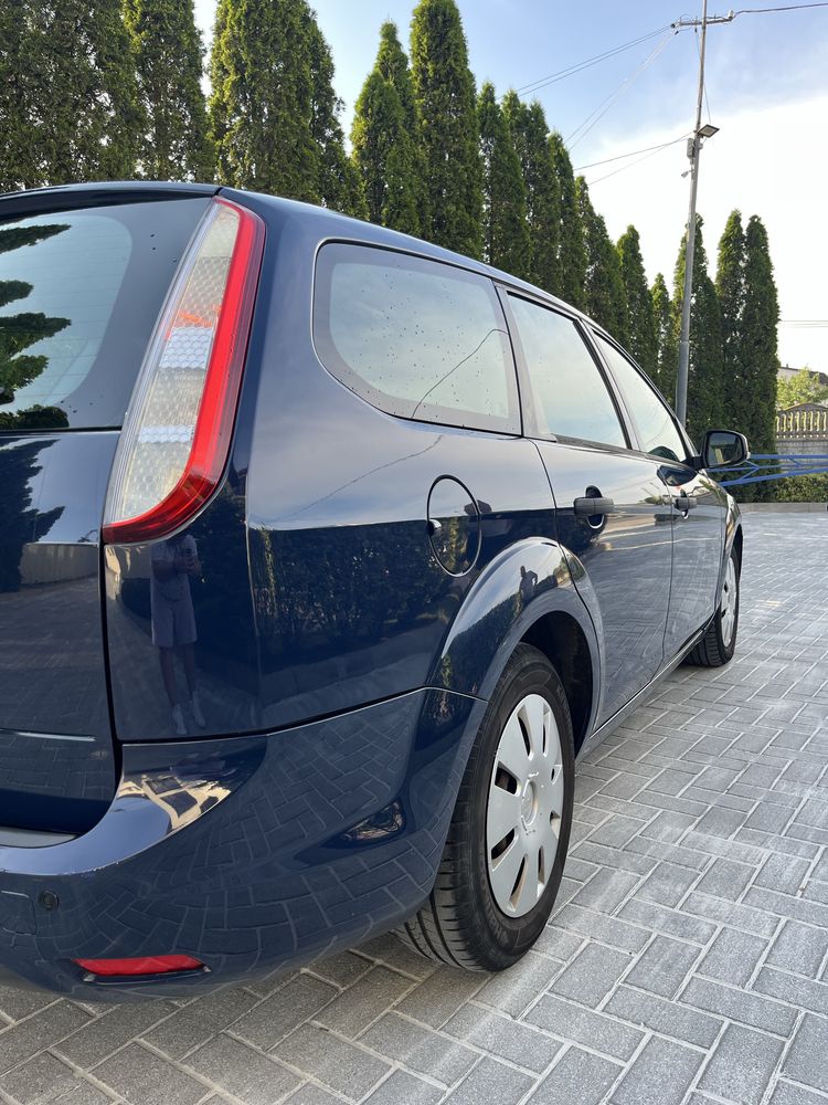 Продам ford fokus !
