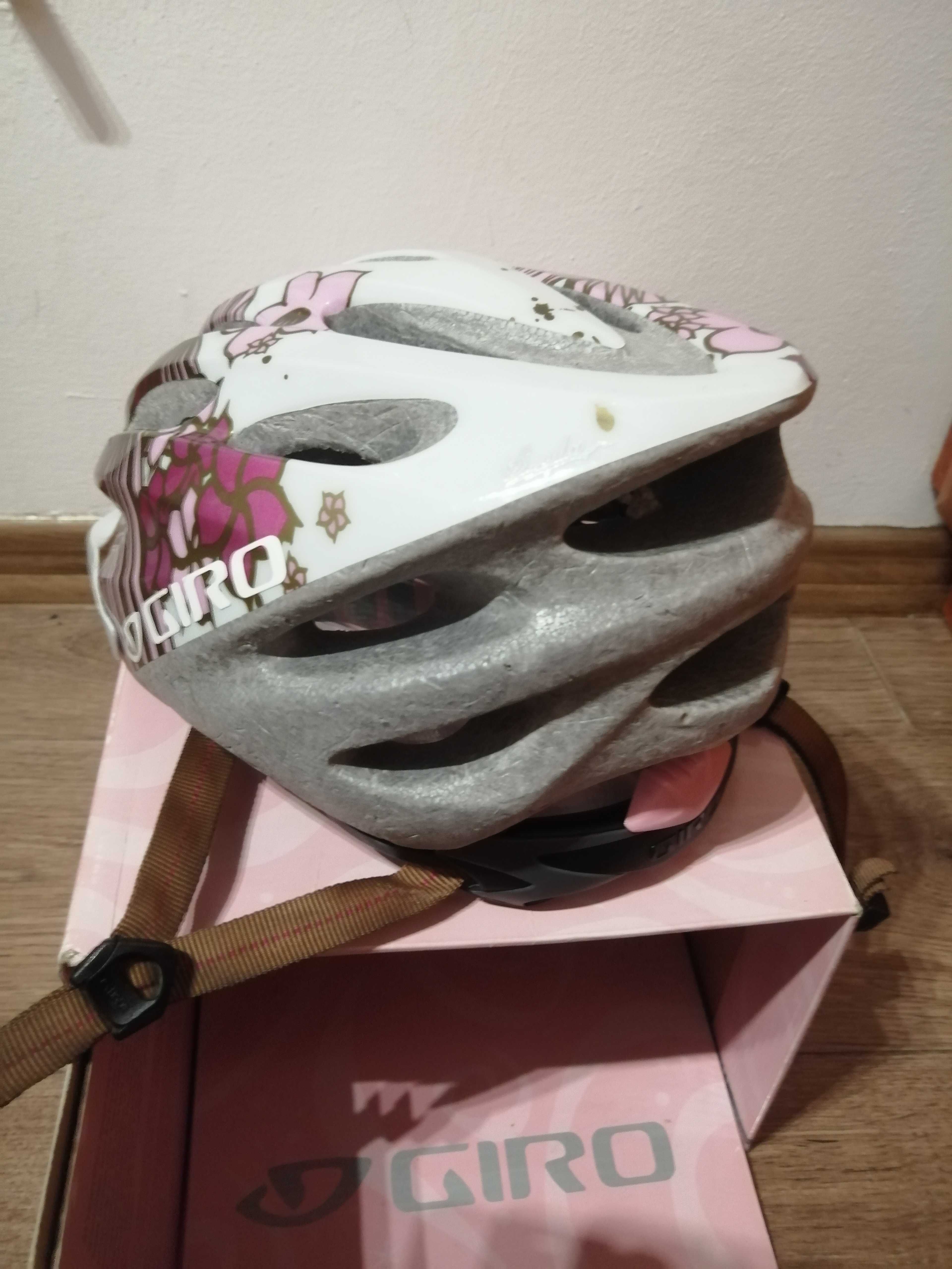 Kask rowerowy Giro damski