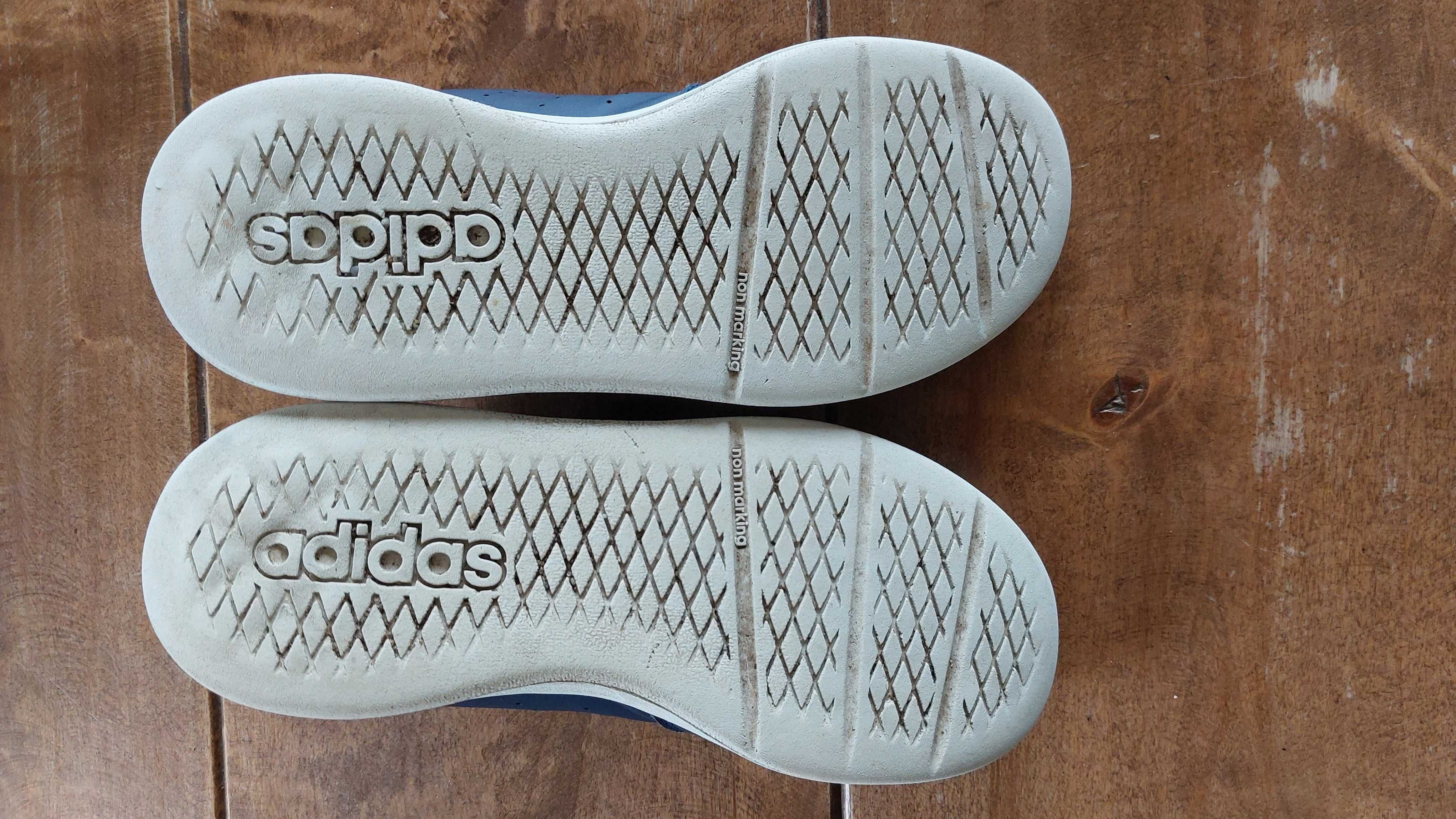 Buty chłopięce Adidas rozm. 34.