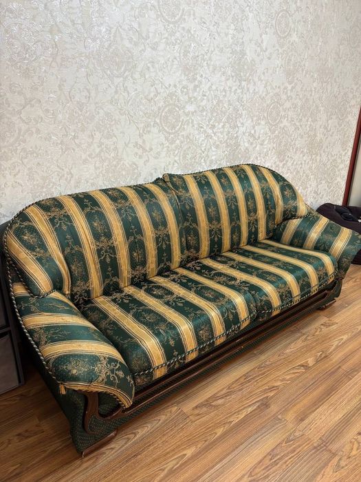 Диван класичний розкладний