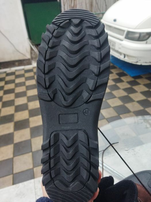 Ботинки зимние новые