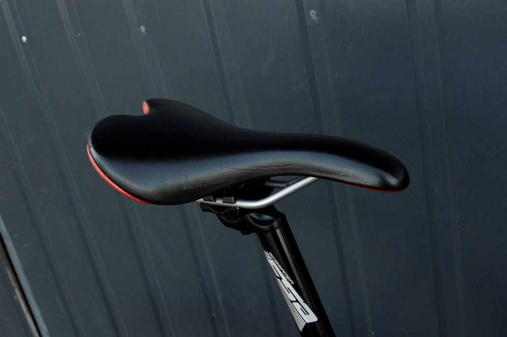 Okazja Vat23 2021 carbon Ultegra R8000 DT Swiss 350 Centurion szosa