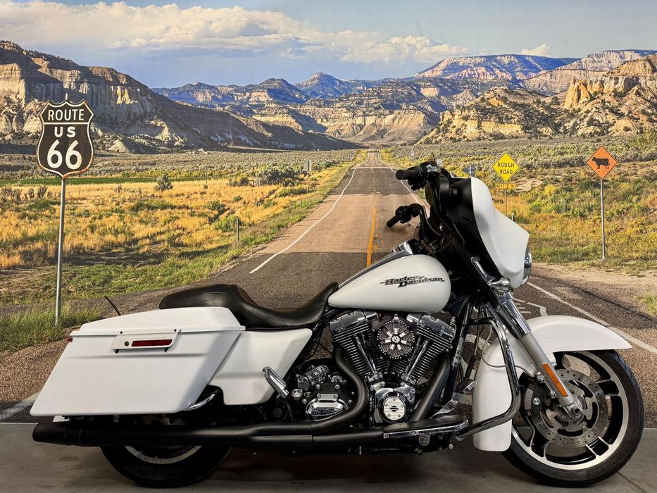 Harley-Davidson Touring Street Glide Harley Davidson Street Glide 2011r 96" Biały perłowy mat ! Transport !