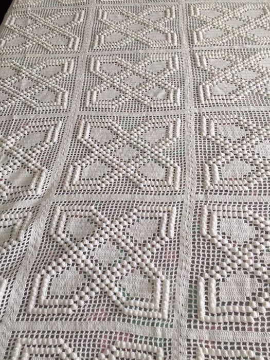 Colcha em malha em optimo estado