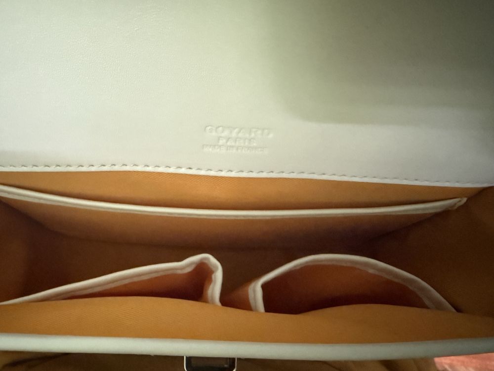 Sprzedam bialą torebke goyard