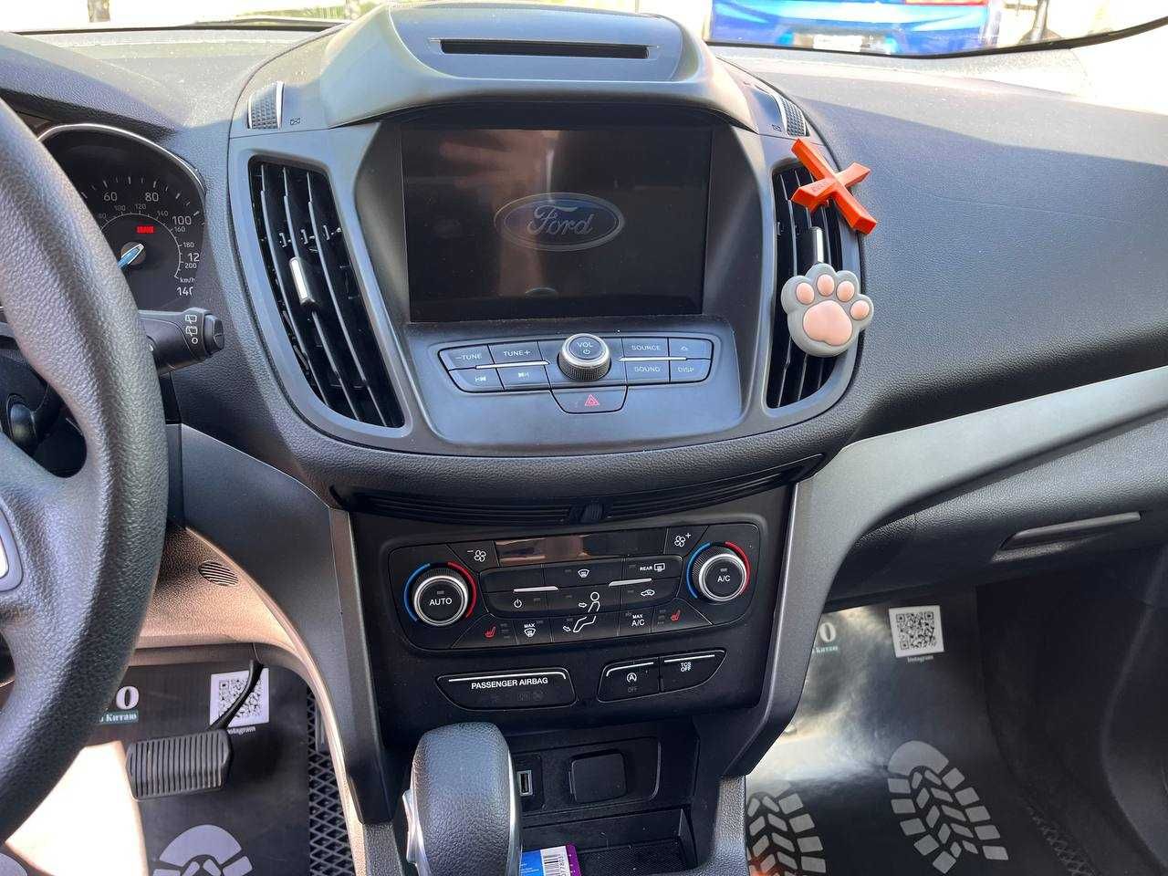 Ford Escape в кредит без авансу