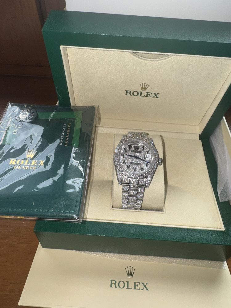 Iced Out Rolex Day-Date + Papiery i diamond tester
