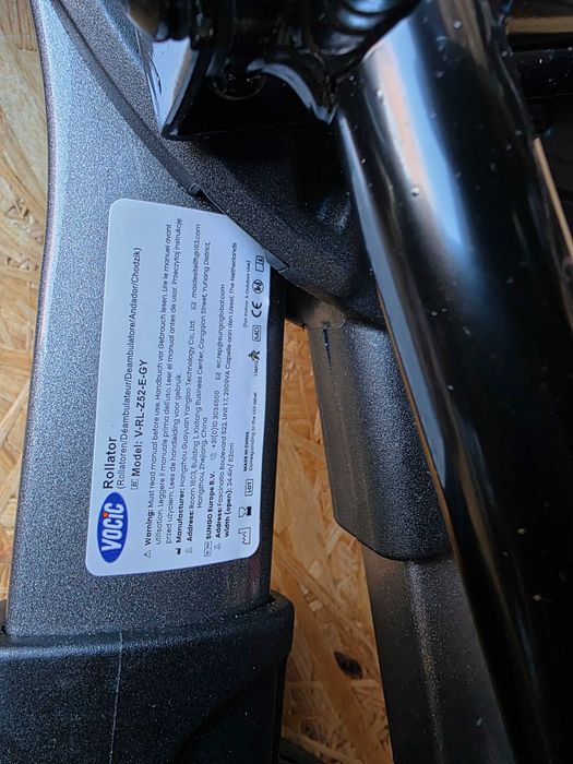 Chodzik, balkonik z siedziskiem VOCIC Z52