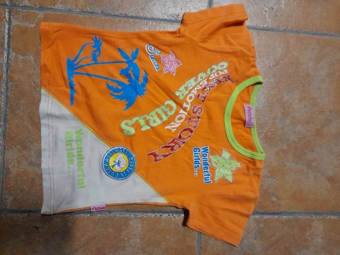 Roupa criança variada
