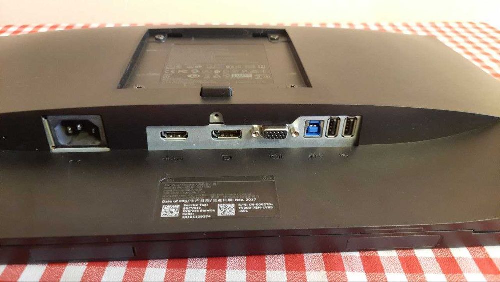 Monitor DELL P2217H - stan bardzo dobry