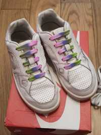 Buty sportowe NIKE r. 30