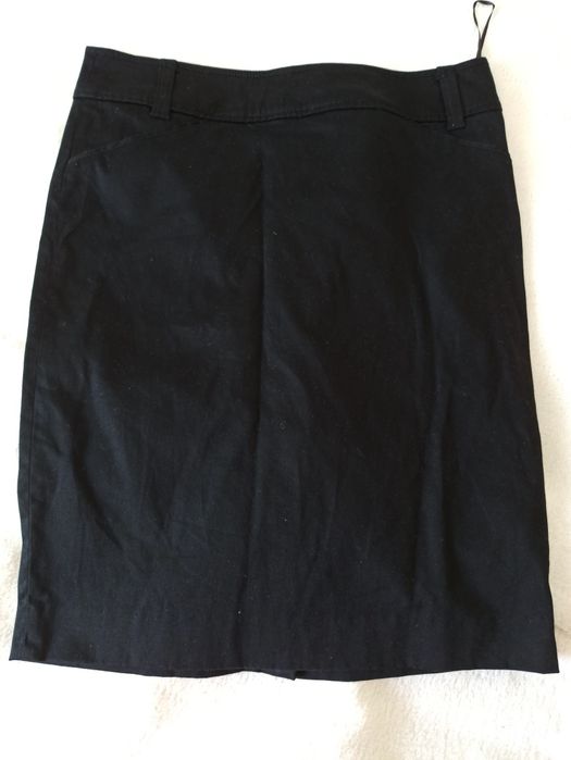 Spodnica czarna S
