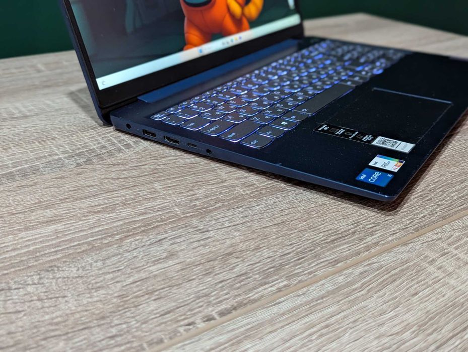 Lenovo 15,6" i5 1135g7 сенсорний ліцензіоний віндовс