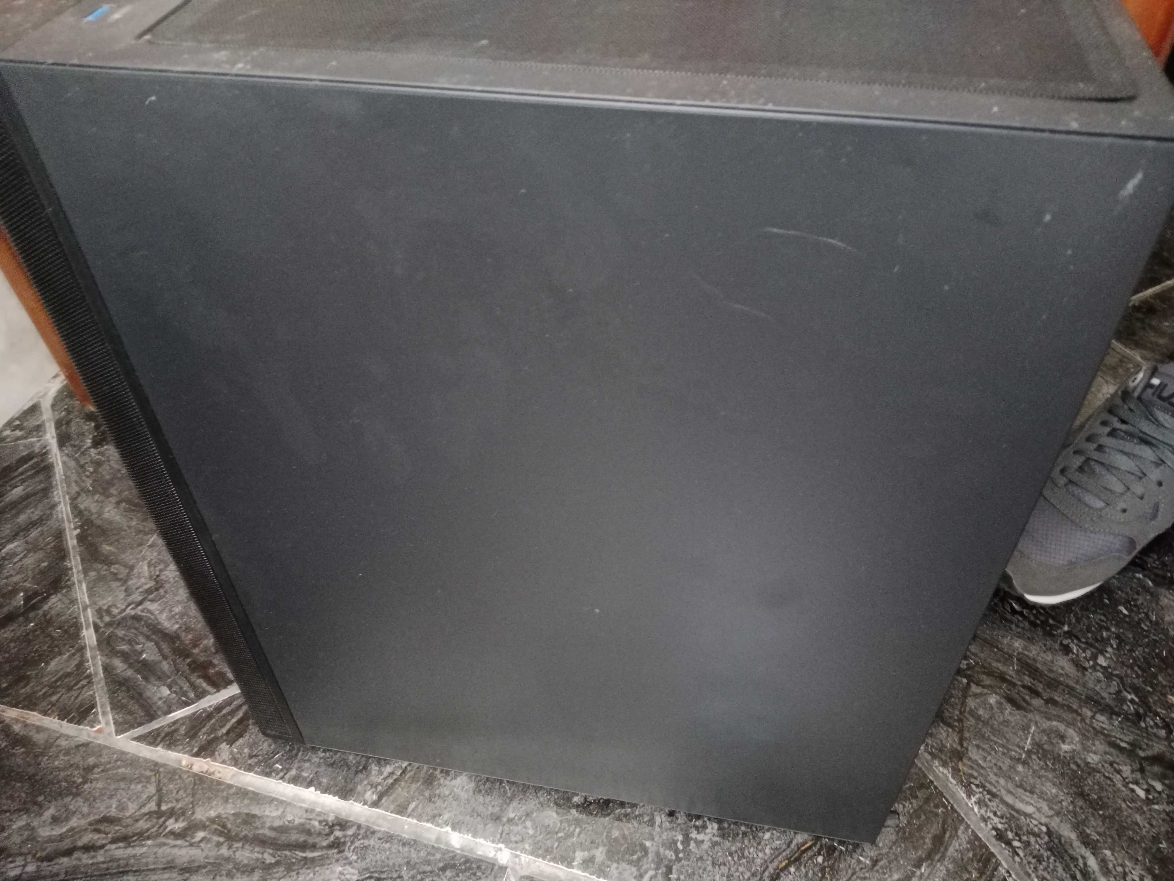 Vendo torre gaming com placa gráfica 4060