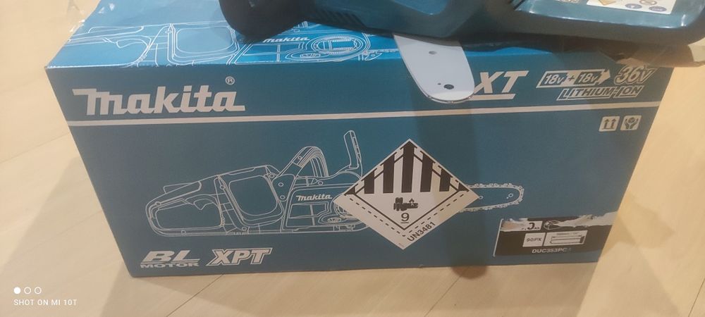 Piła łańcuchowa Makita DUC 353 na baterie