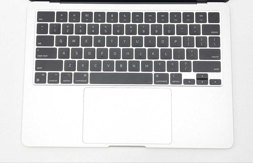 Apple MacBook Air 13,6" M2 8GB / 512GB Srebrny