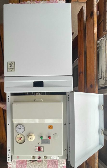 Газовий двоконтурний котел Vaillant