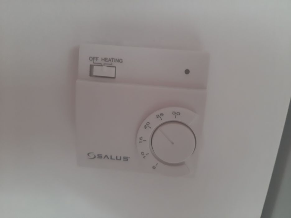 Salus - termostat do ogrzewania podłogowego TH1-M