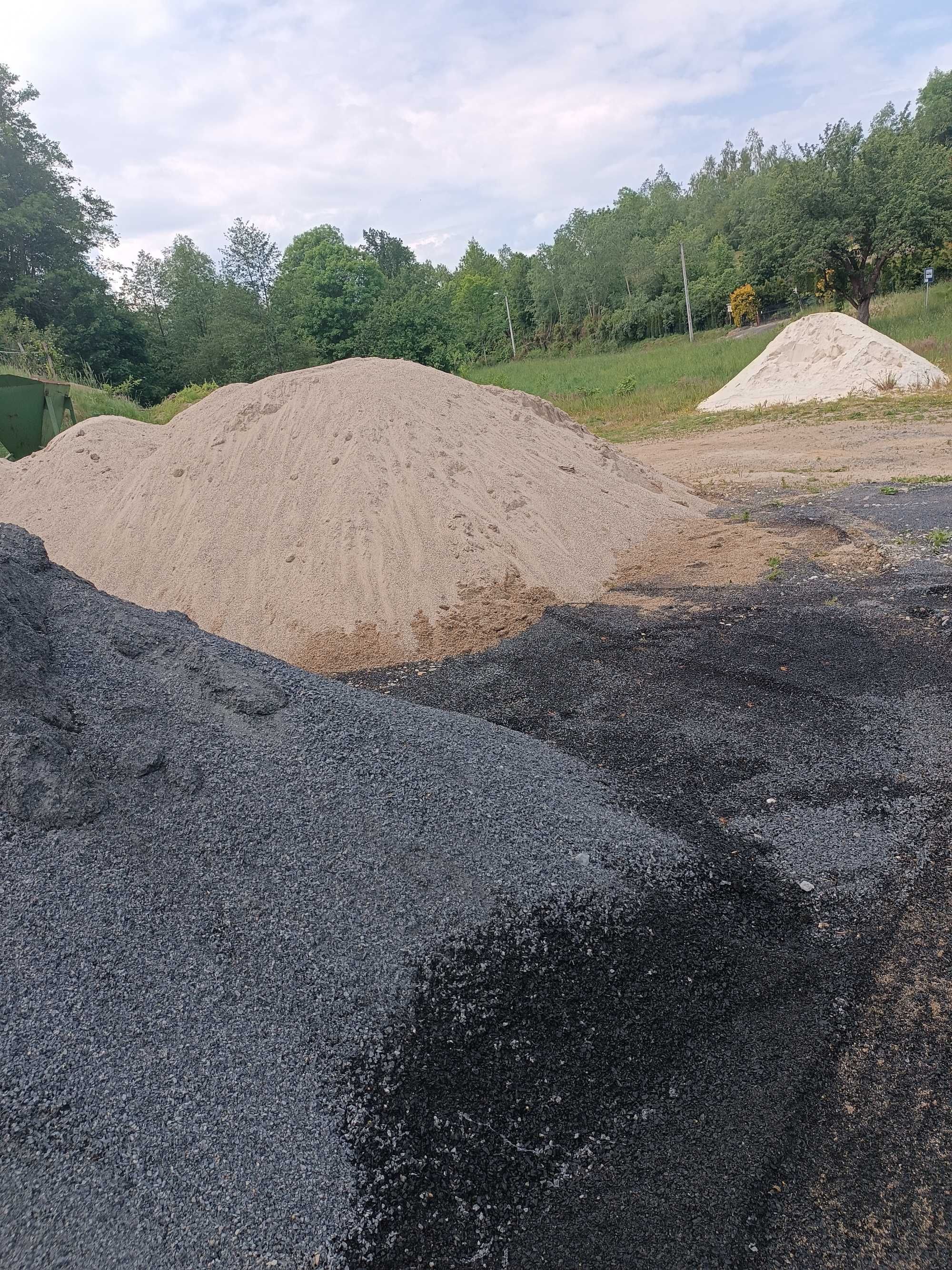 Piach 0/2, PŁUKANY oraz  Bazalt   -TRANSPORT
