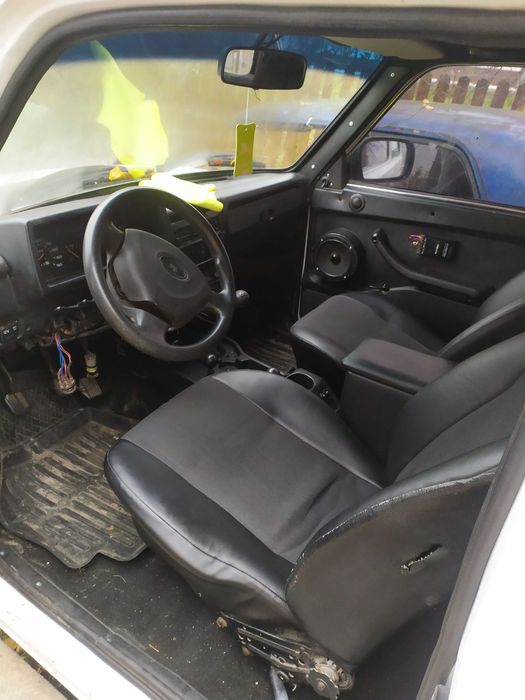 Ваз 2121 Нива в хорошому стані