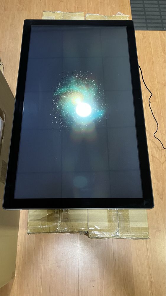 Ecra quiosque interativo 32”