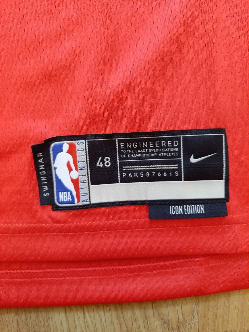 Баскетбольна майка Nike Dri-FIT NBA Chicago Bulls Icon Edition 2022/23