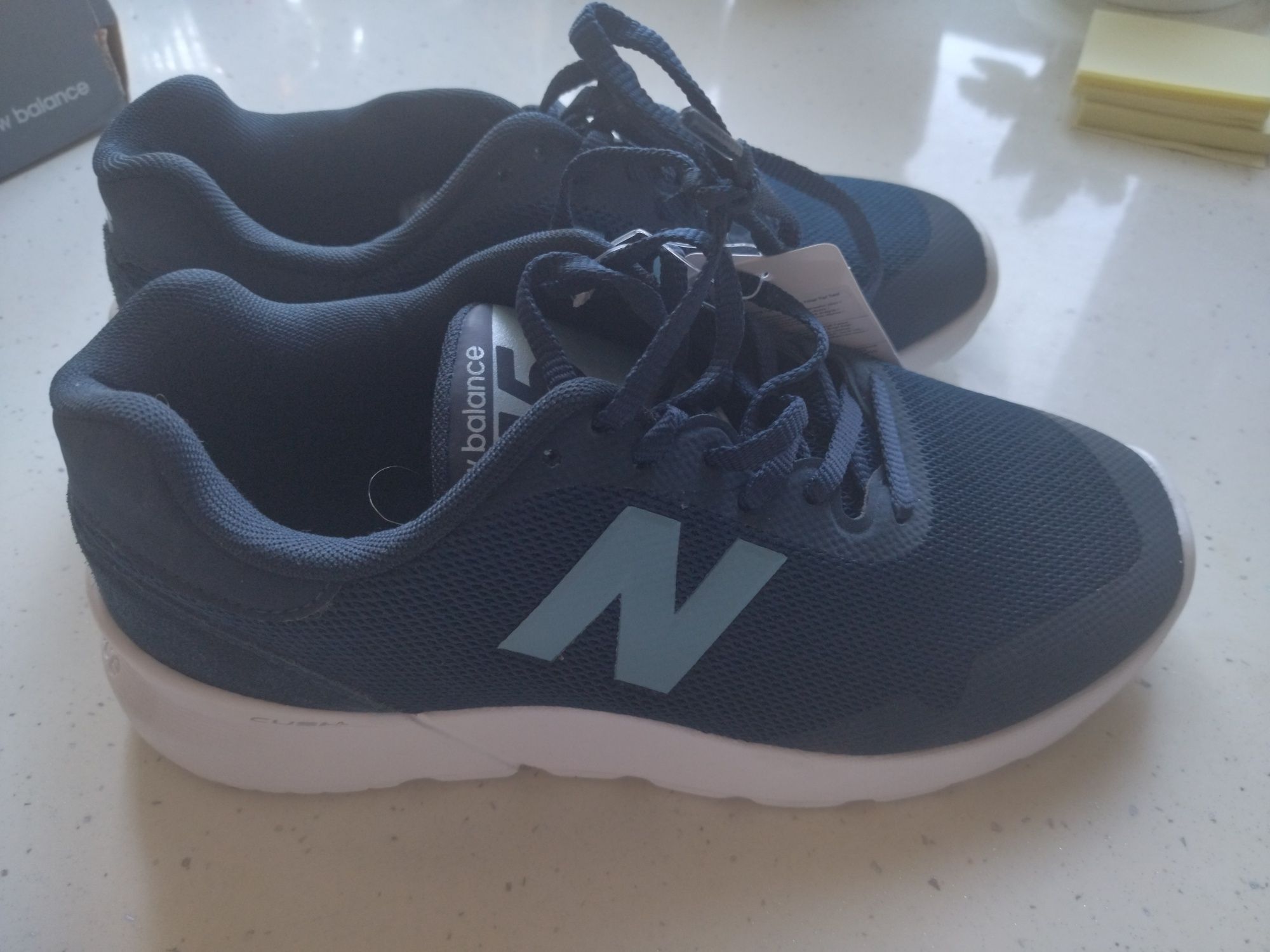 Buty new balance nowe. Uniwersalne.