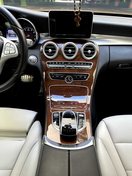 Мерседес w205 с300