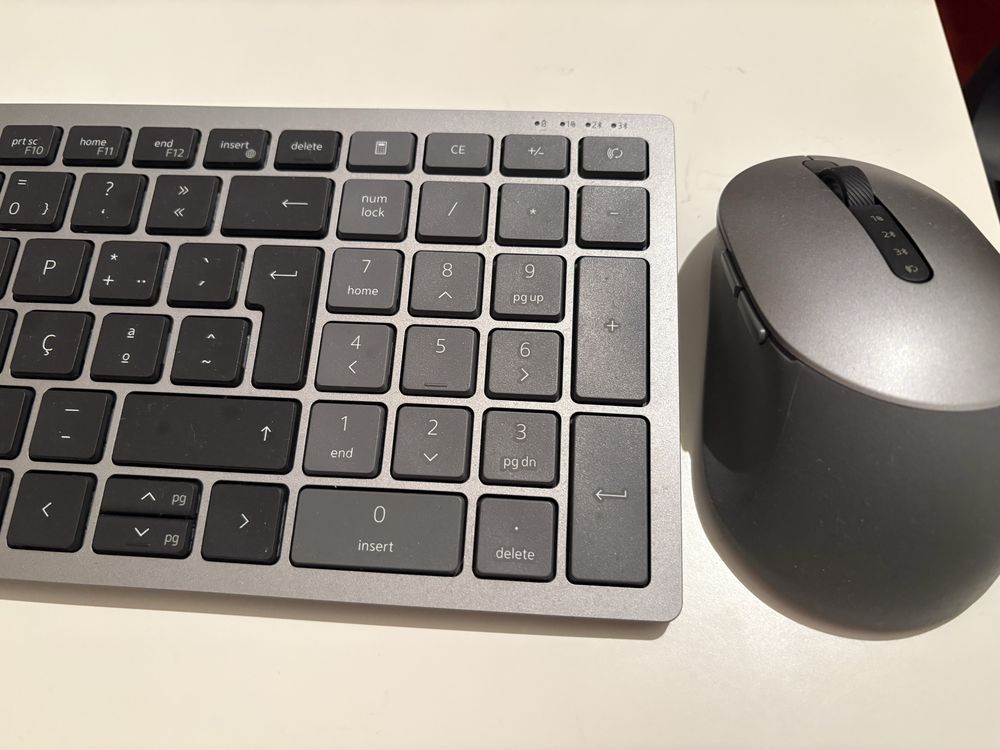 Teclado e Rato novos Dell
