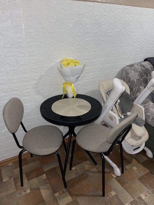 Столик скло + 2 стільці Jysk