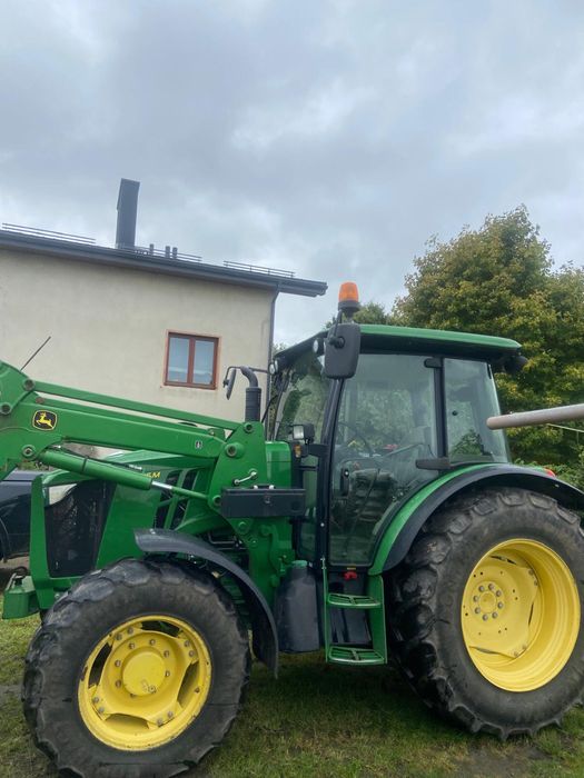 John Deere 5085 M