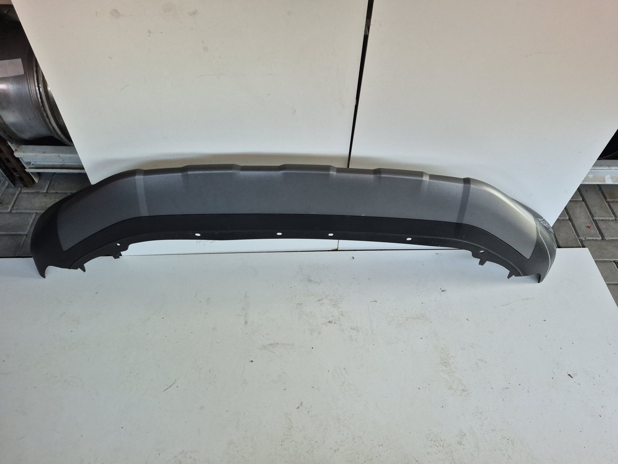 Spoiler dokładka zderzaka przedniego Porsche Macan GTS Turbo