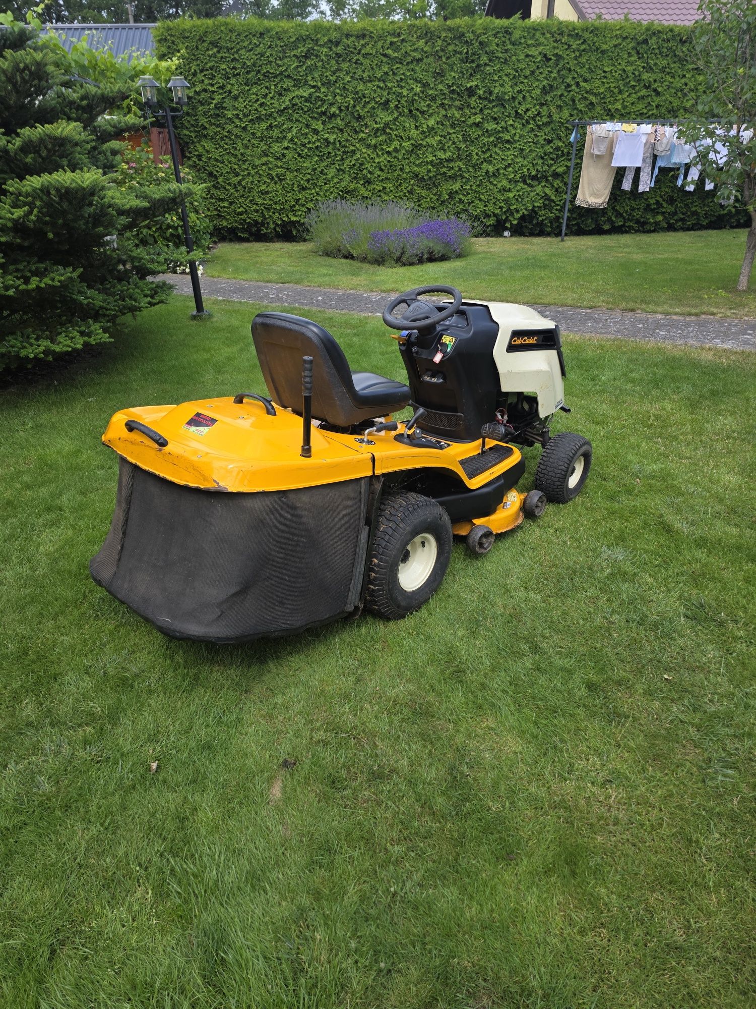 Traktorek kosiarka z koszem Cub Cadet CC1016CE Briggs&stratton