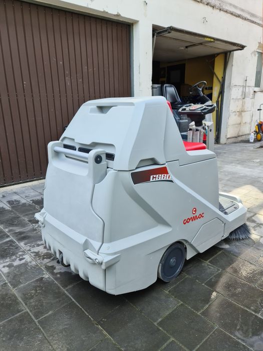 Comac CS60B Zamiatarka Bateryjna [ Tylko 144H ] Najem długoterminowy