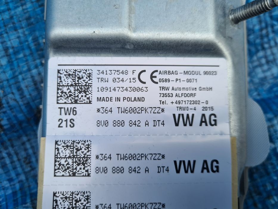 PODUSZKA kolanowa pasażera prawa AUDI A3 8V USA oryginał | OEM |